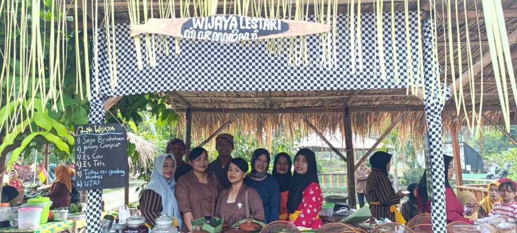 Destinasi wisata Kuliner Tradisional Pasar Kawak gedongan Semakin ramai Pengunjung dari dalam dan dari luar kota Madiun