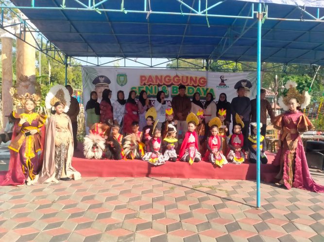 Pasar Kawak Gedongan Semakin Memukau pengunjung dengan Tampilan seni dan Budayanya