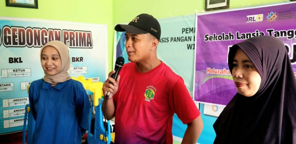Sekolah lansia tangguh di Balai Rw 07 Gedongan Kelurahan Manguharjo