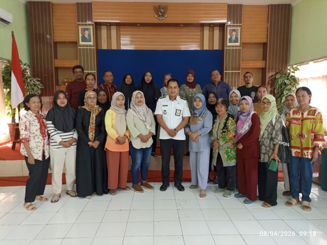 Kegiatan Sosialisasi Retribusi Daerah bagi Pedagang lapak Umkm di Kelurahan Manguharjo