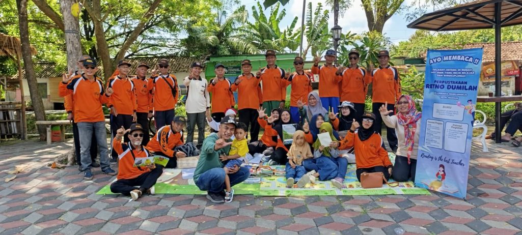 Kunjungan Tim Sepeda Santai dari Kawedanan Kabupaten Magetan di Pasar kawak Gedongan