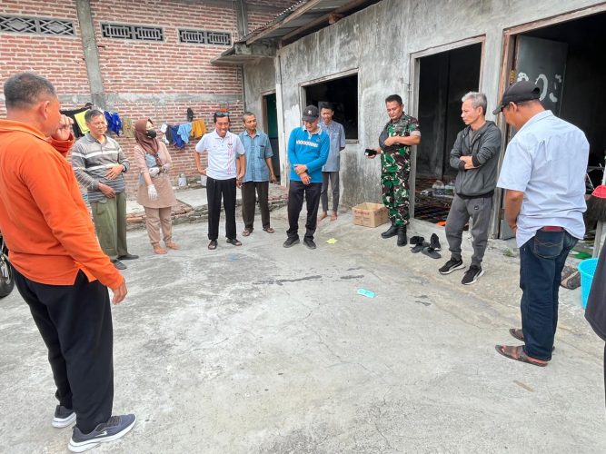Lurah Manguharjo Cek Pabrik Pupuk Organik PT Marolis Cahaya Internasional di Jalan Sawahan RT 25